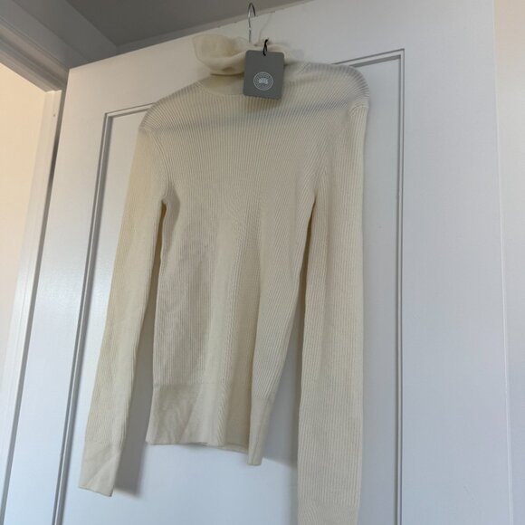 NWT Canada Goose Ladies Georgian Slim Turtle Neck Sweater North Star White Wool - Picture 5 of 10